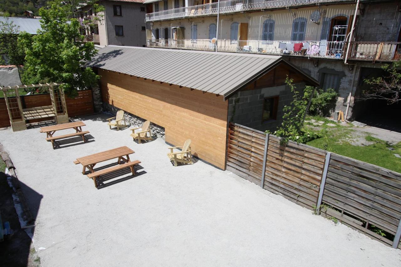 T2 Contemporain idéalement situé Briançon Exterior foto