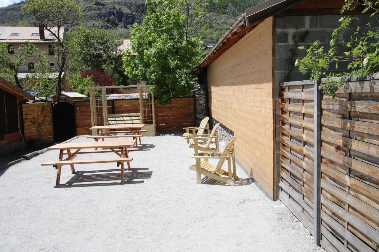 T2 Contemporain idéalement situé Briançon Exterior foto