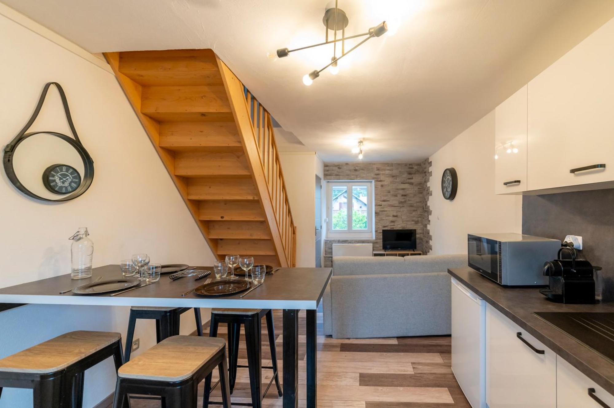 T2 Contemporain idéalement situé Briançon Exterior foto