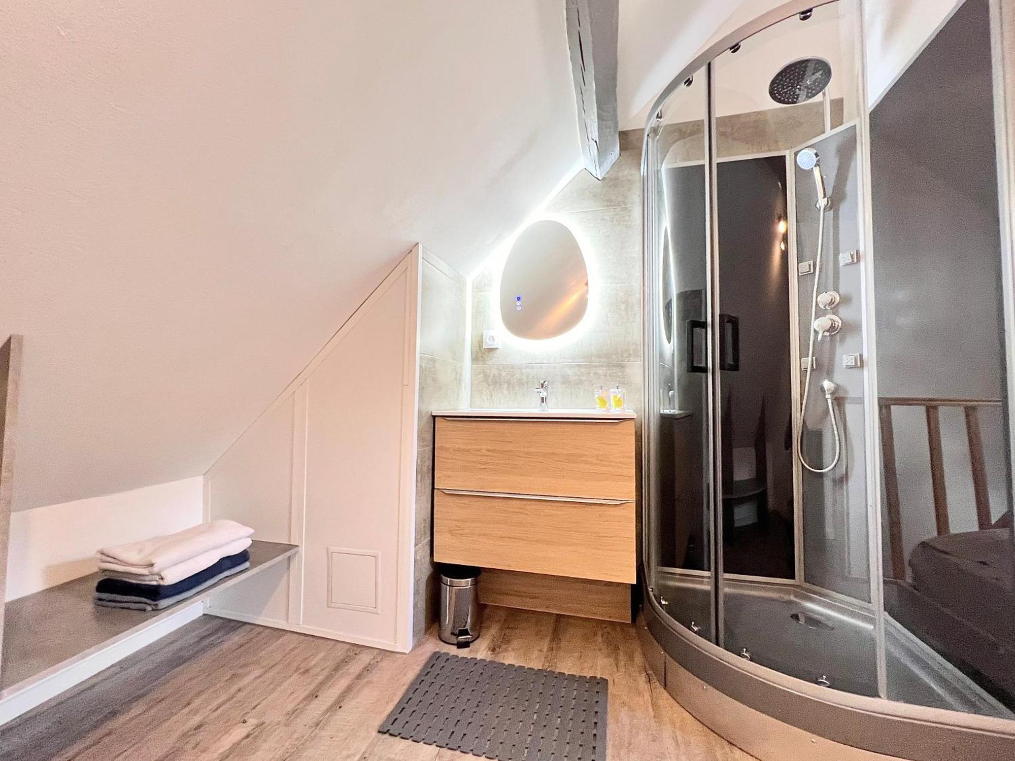 T2 Contemporain idéalement situé Briançon Exterior foto